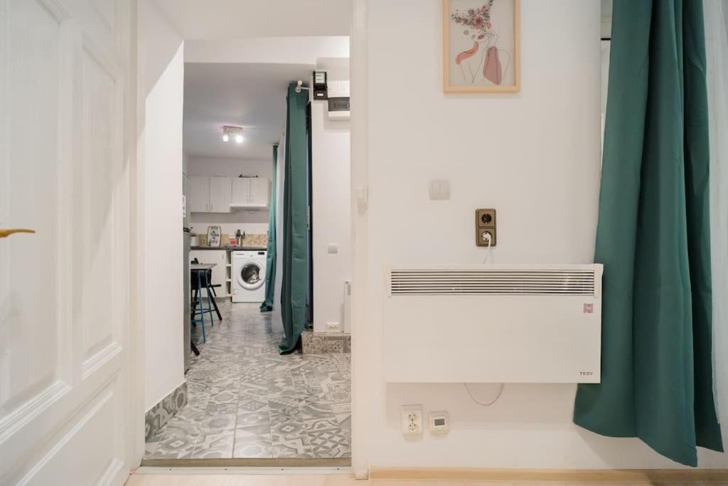 Hacienda Smardan - Old Town Studio Hideout Apartment บูคาเรสต์ ภายนอก รูปภาพ